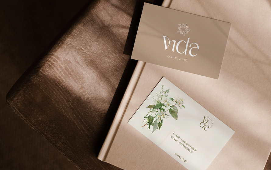 Le studio travaille l'harmonie des supports de communication avec la nouvelle identité visuelle