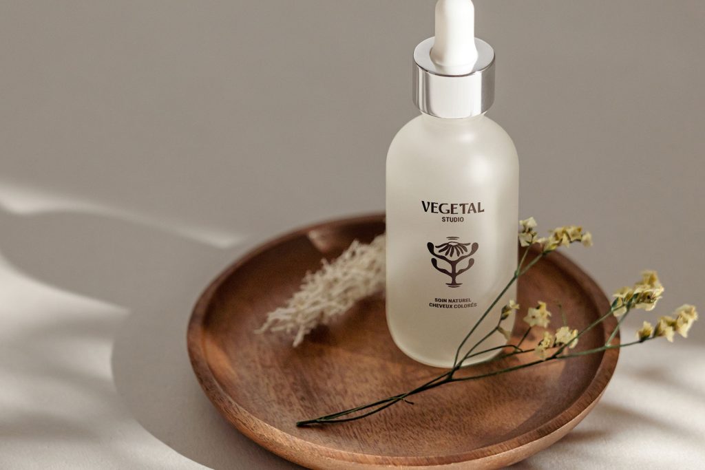 Packaging sobre et subtil pour toucher la cible visée.