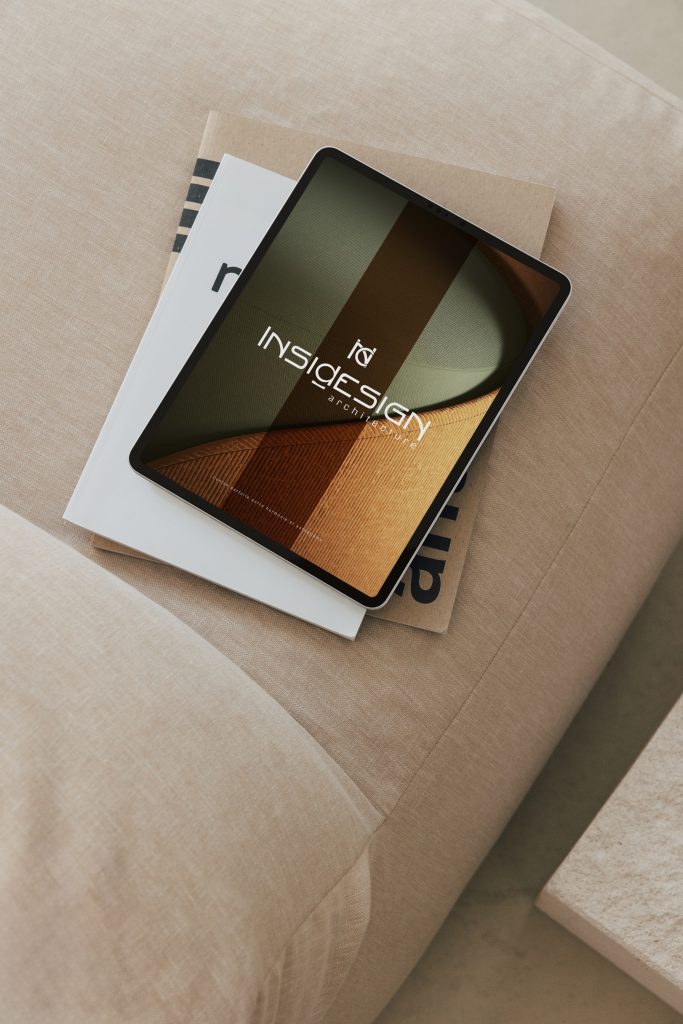 Page d'accueil du site internet du cabinet d'architecte avec une identité visuelle moderne.